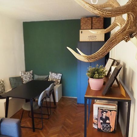 Cozy Apartment Near Tram Station Zagreb Exteriör bild