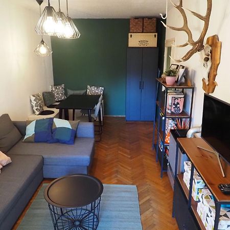 Cozy Apartment Near Tram Station Zagreb Exteriör bild